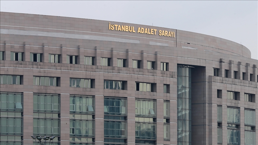 Borsa İstanbul’da manipülasyon yaptıkları iddiasıyla yakalanan 13 zanlı tutuklandı