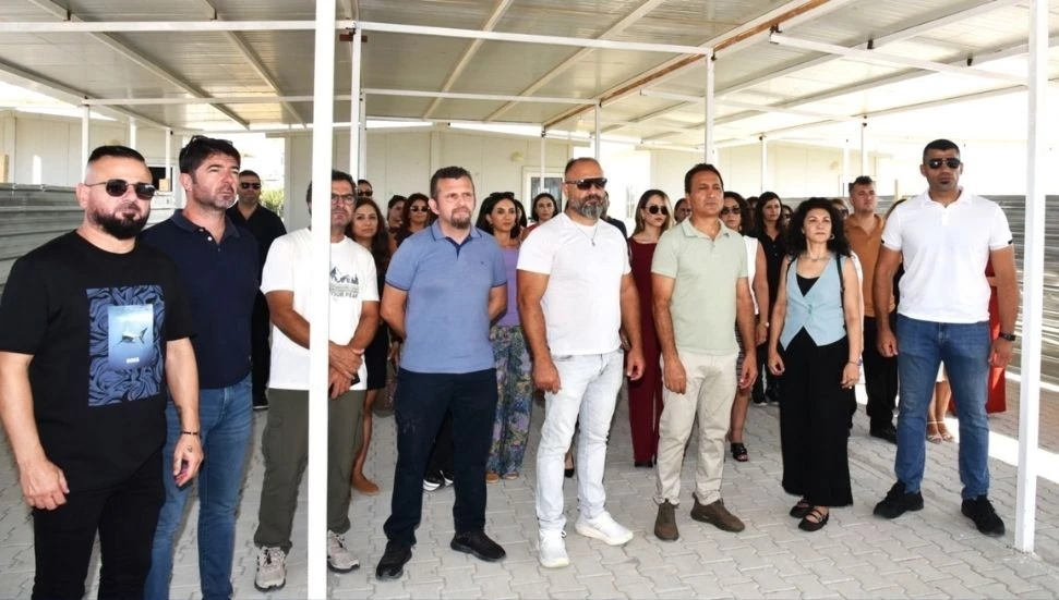 Orta Eğitim Öğretmenler Sendikası, Eğitim Bakanını okullardaki eksiklikler nedeniyle istifaya çağırdı