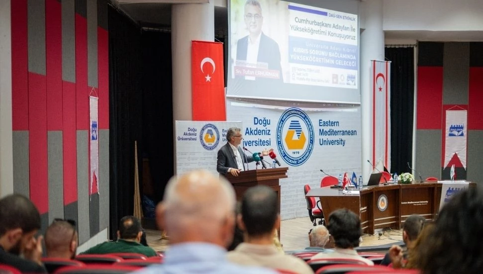 Erhürman, Daü-Sen’in panelinde konuştu: Gözümüz kulağımız üniversiteler alanının üzerinde olacak!