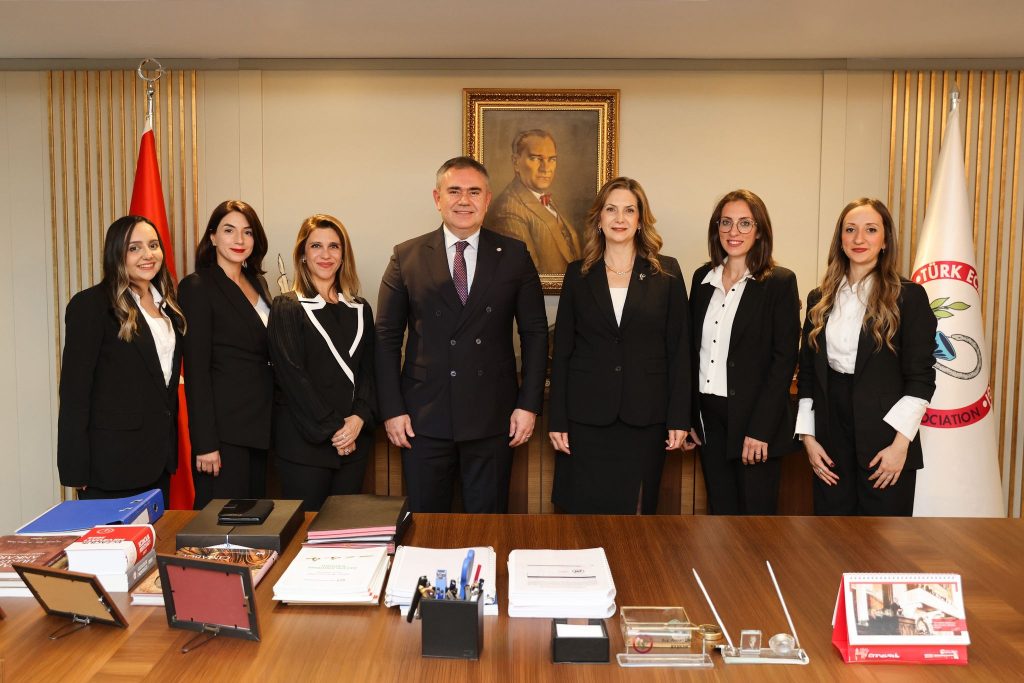 Kıbrıs Türk Eczacılar Birliği, Ankara’da temaslarda bulundu