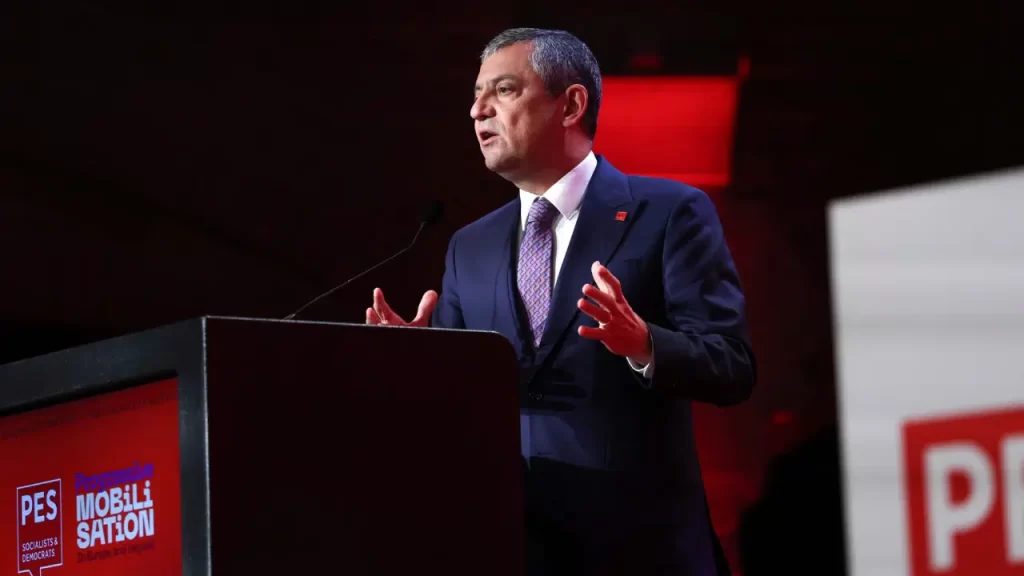 CHP Genel Başkanı Özel, Avrupa Sosyalist Partisi Kongresi’nde konuştu: