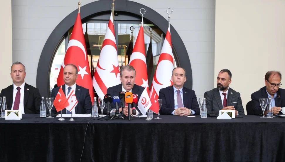Destici: Kıbrıs’ta iki devletli çözüm en geçerli çözümdür