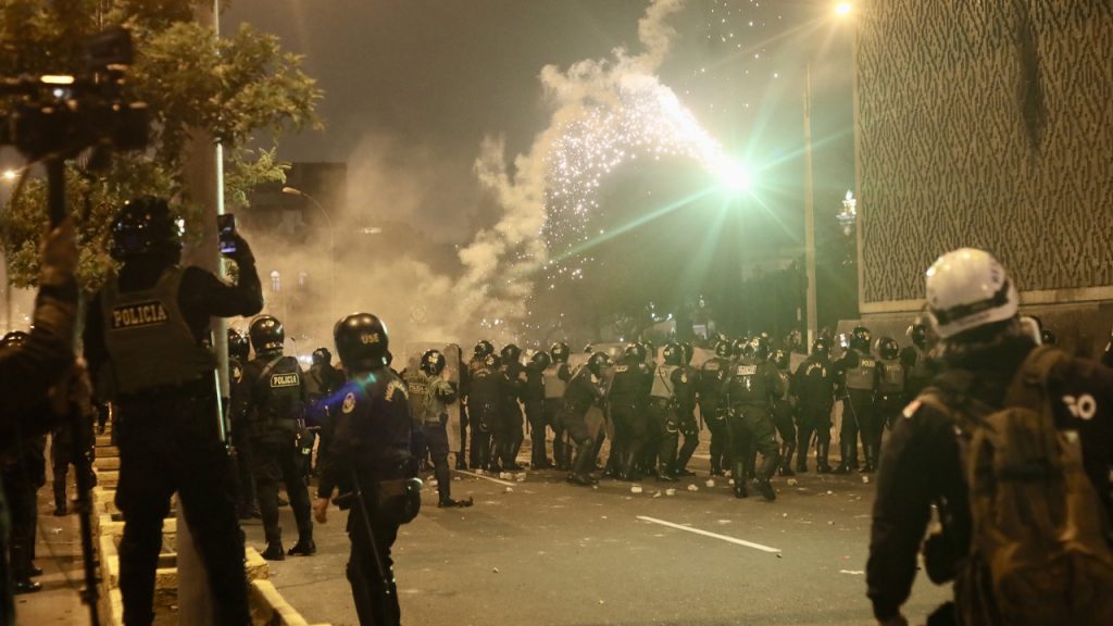 Peru’da 30 günlük olağanüstü hal ilan etti