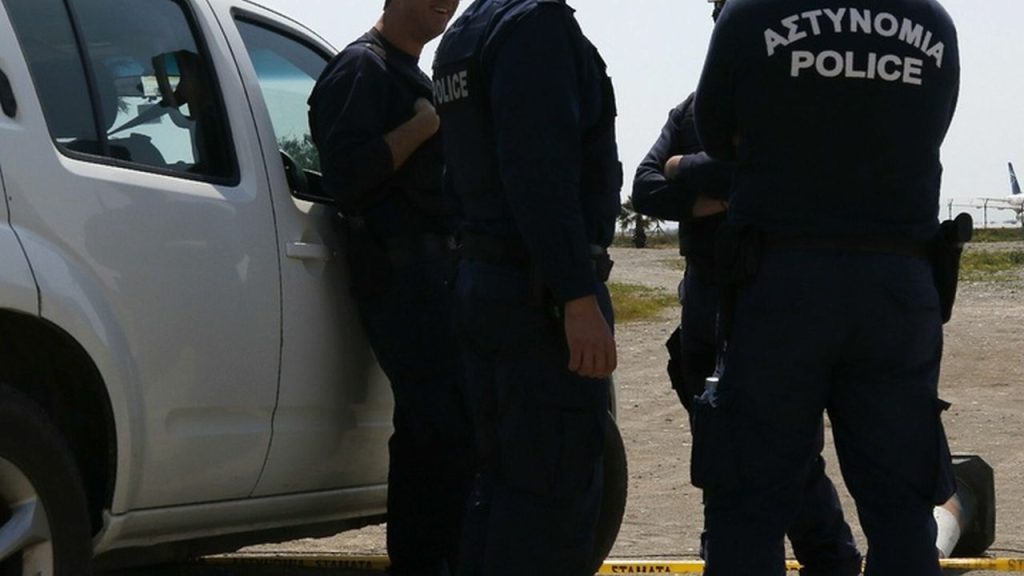 Güney Kıbrıs’ta Skandal: Polisler, Şirketlerin Mali Bilgilerini Mafyaya Sızdırdı!