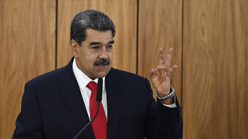Venezuela Devlet Başkanı Maduro: “(ABD) Yeni sonsuz bir savaş icat ediyor”