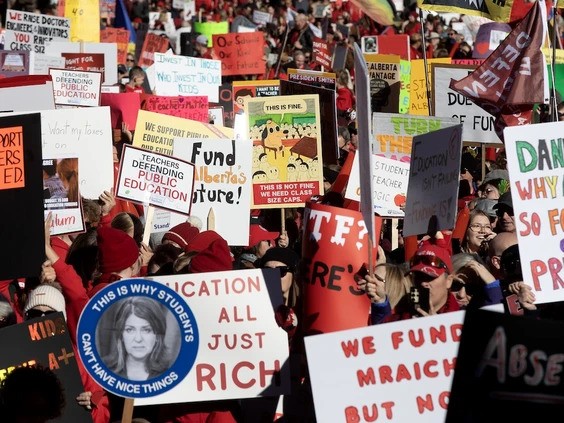 Kanada’nın Alberta eyaletinde 51 bin öğretmen sözleşme anlaşmazlığı nedeniyle greve gitti