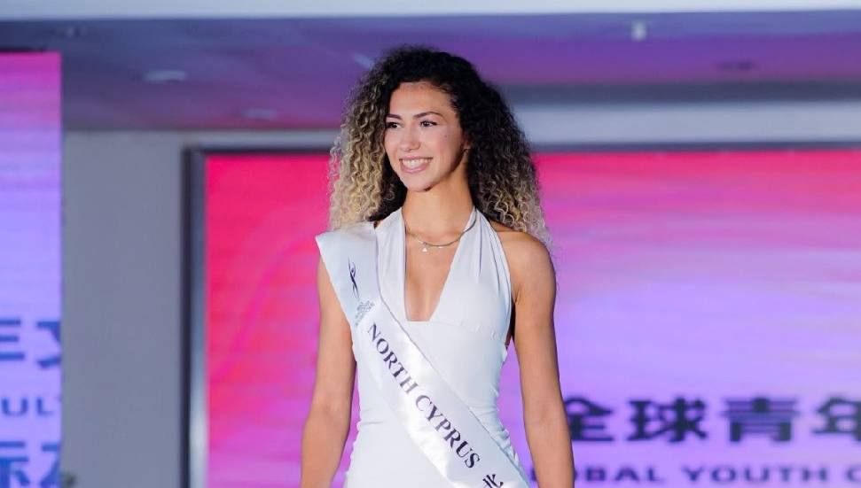 Kuzey Kıbrıs güzeli Çin’de ‘Uluslararası Dostluk Yarışması’nda