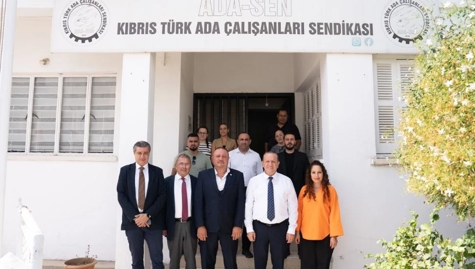 Fikri Ataoğlu ve DP heyeti, Ada-Sen yönetimini ziyaret ederek seçim sürecini konuştu