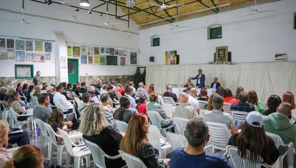 Erhürman: Diplomasiyi, bilim insanları, sporcular, sanatçılar, dernekler ile birlikte yürüteceğiz