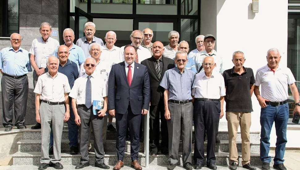 Öztürkler: Emeklilerimize huzurlu bir yaşam sunmak, devletimizin temel görevidir