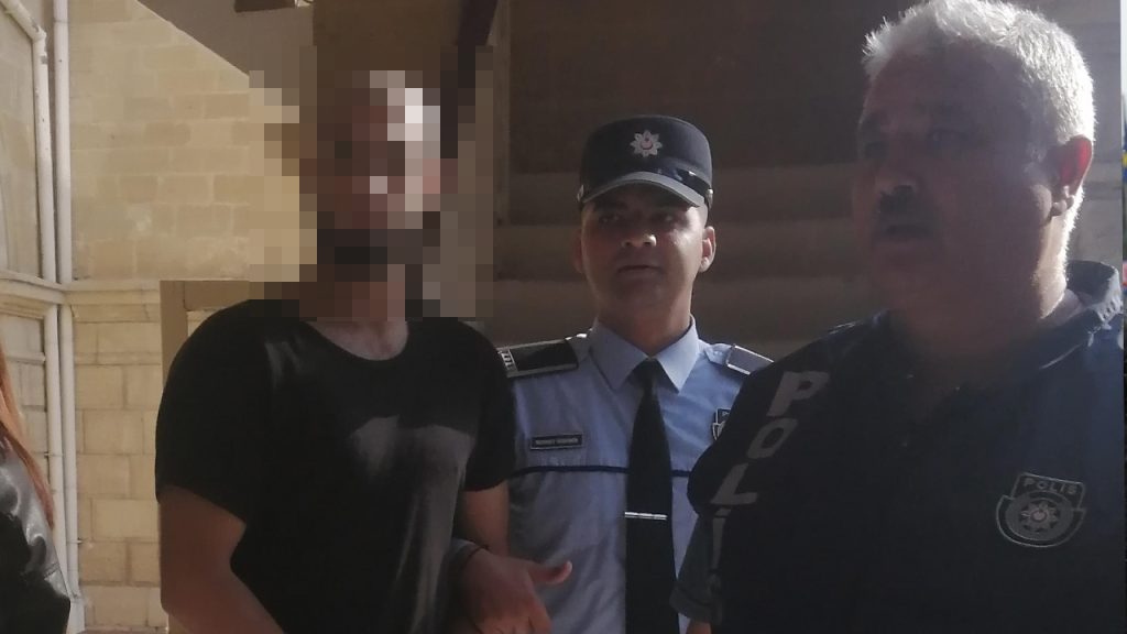 Tehlikeli sürüşten tutuklandı, 34 gündür kaçak