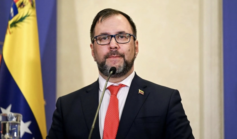 Venezuela Dışişleri Bakanı Gil’den ABD Başkanı Trump’a “hava sahası” tepkisi