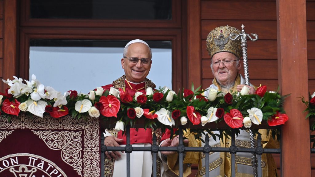 Papa 14. Leo, Aya Yorgi Kilisesi’ndeki ayine katıldı