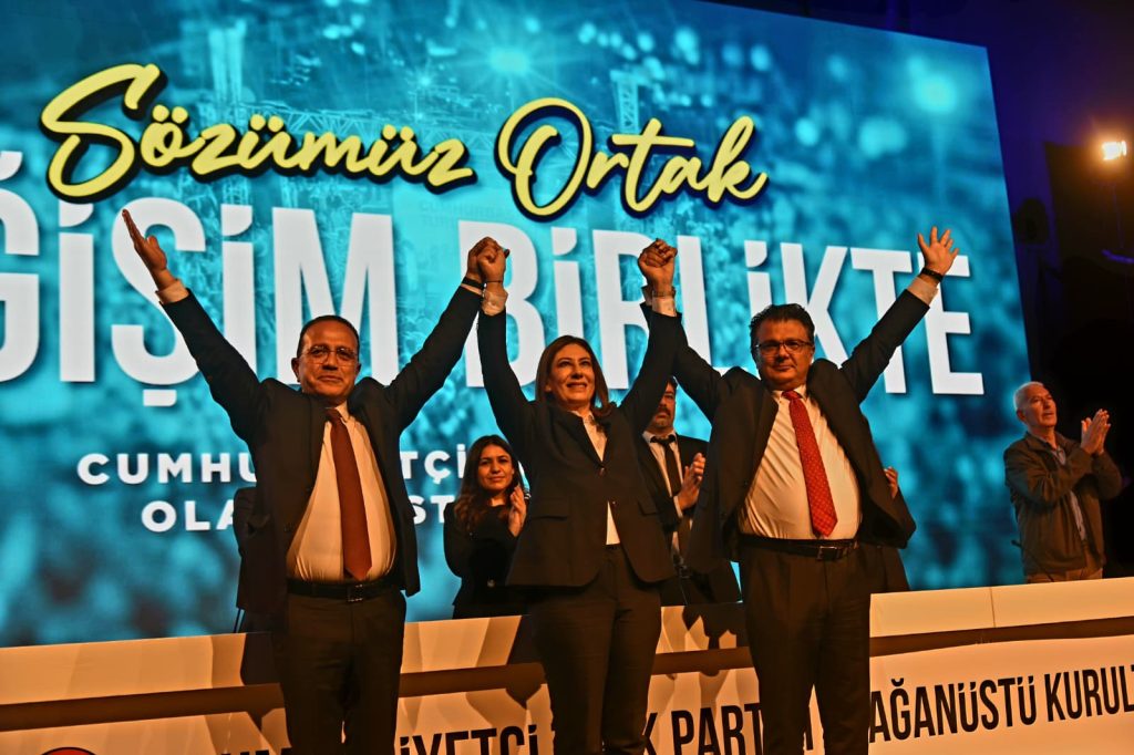 CTP kurultayında genel başkan adayları konuşma yaptı