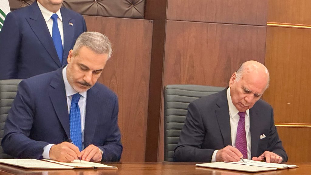 Türkiye ile Irak arasında su alanında işbirliği projelerinin finansmanı için “mekanizma belgesi” imzalandı