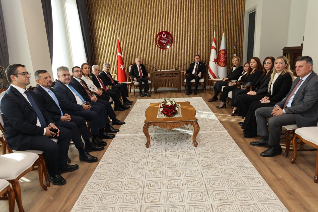 Öztürkler, TBMM heyetini kabul etti