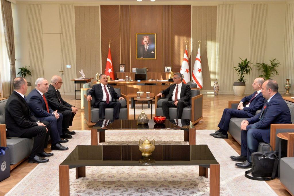 Cumhurbaşkanı Erhürman, Azerbaycan-KKTC Parlamentolararası Dostluk Grubunu kabul etti