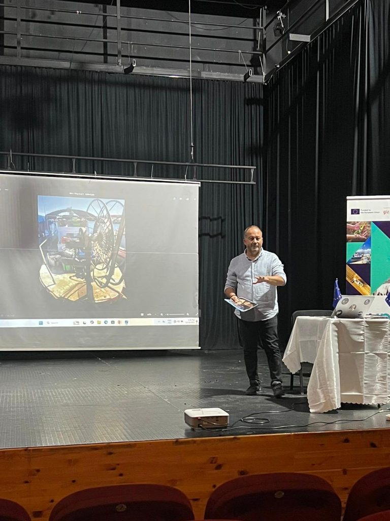 “Sürdürülebilir Balıkçılığın Geliştirilmesinin Desteklenmesi” projesi kapsamında eğitim programı başladı