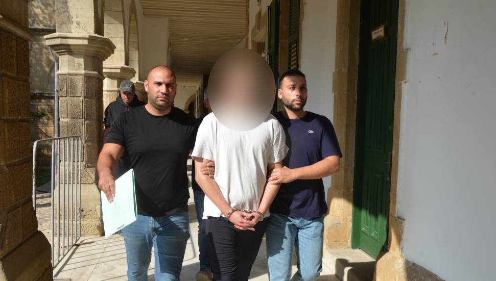 6 ayrı vakumlu poşette 250 gram kokainle yakalandı