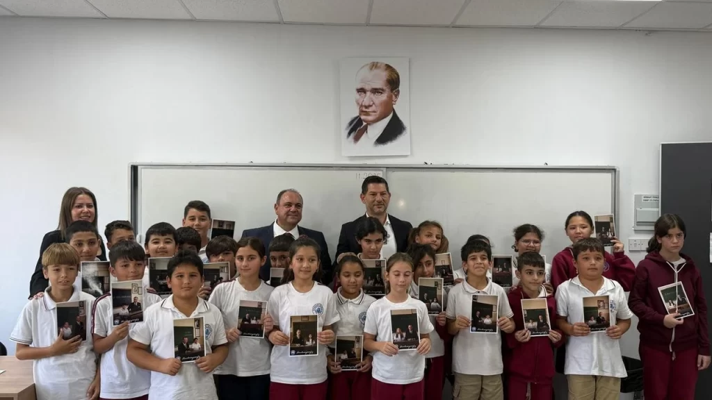 Çatalköy-Esentepe Belediye Başkanı Kırok’tan öğrencilere hediye