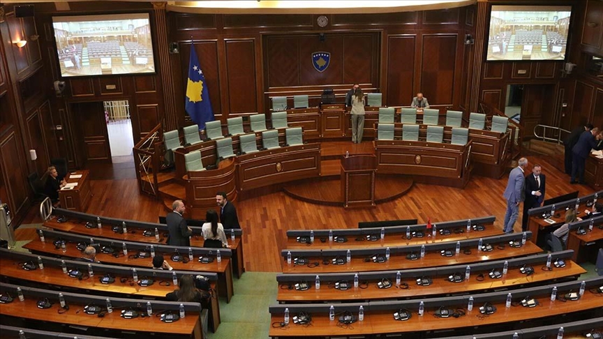 Kosova Meclisi feshedildi