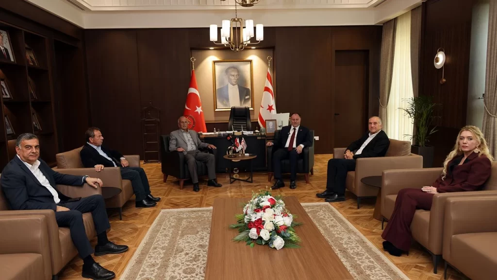 Öztürkler, Kıbrıs Türk Belediye Başkanları Derneği’ni kabul etti
