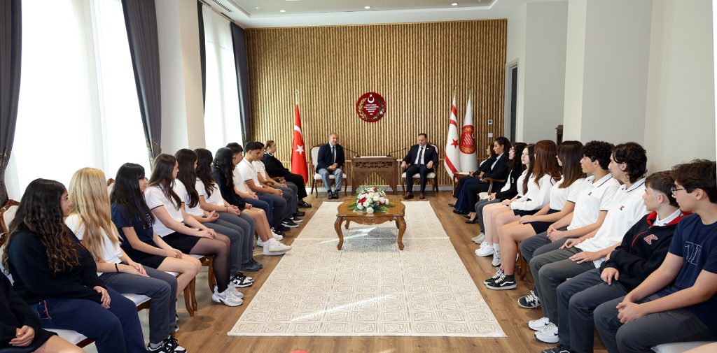 Öztürkler, TED Koleji öğrencilerini kabul etti