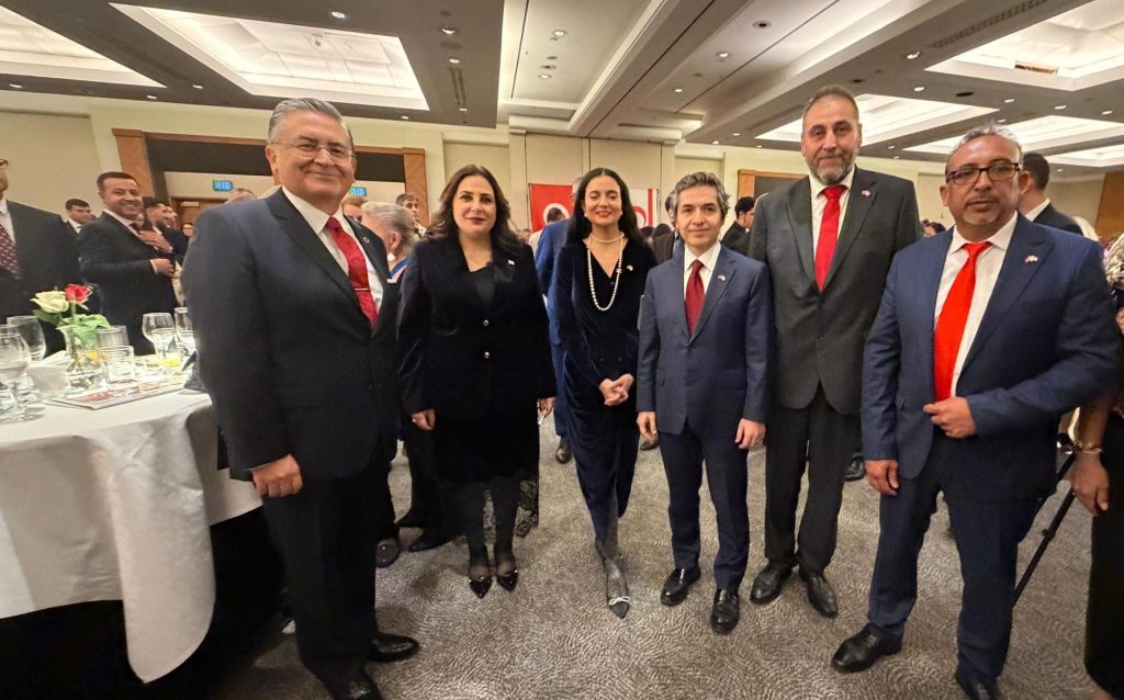 KKTC’nin 42’nci kuruluş yıl dönümü İngiltere’de kutlandı