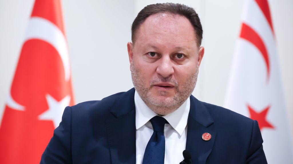 Ziya Öztürkler: “Kıbrıs Türk halkı, Türk dünyasının ayrılmaz bir parçasıdır”