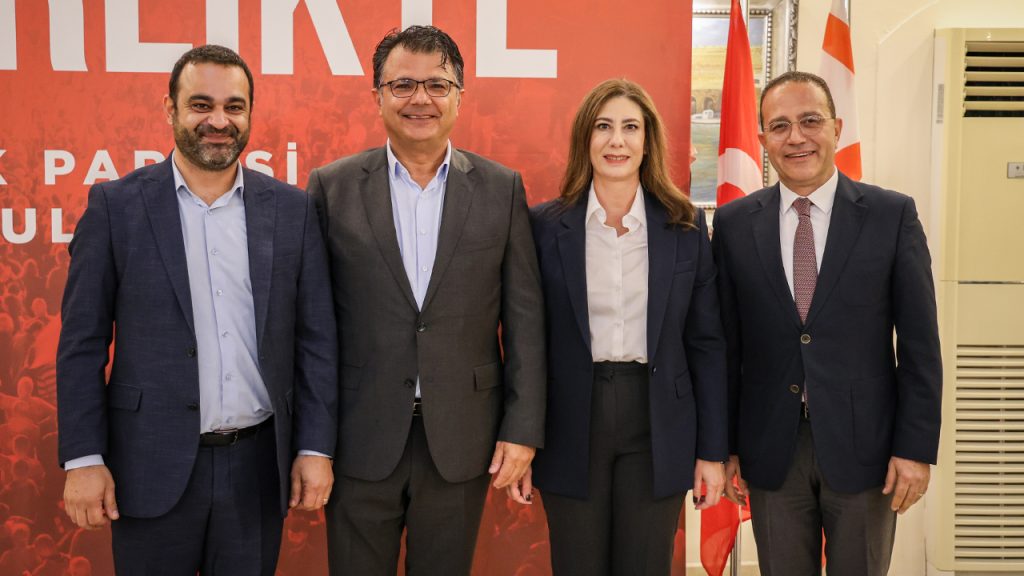 CTP’nin genel başkan adayları Girnelilerle buluştu