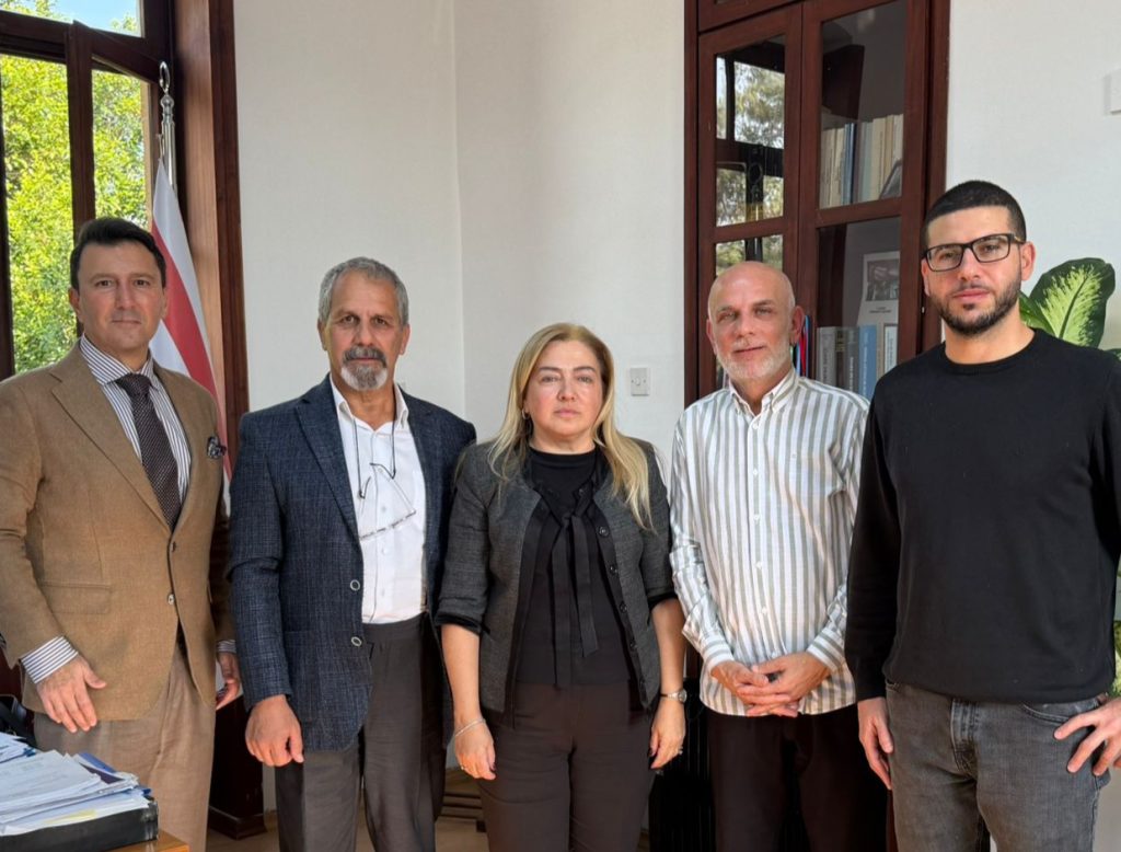 Kıbrıs Türk Serbest Çalışan Hekimler Birliği, Ombudsman Varol’u ziyaret etti