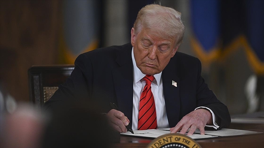 ABD Başkanı Trump, “Genesis Mission” isimli yapay zeka girişimine dair kararnameyi imzaladı