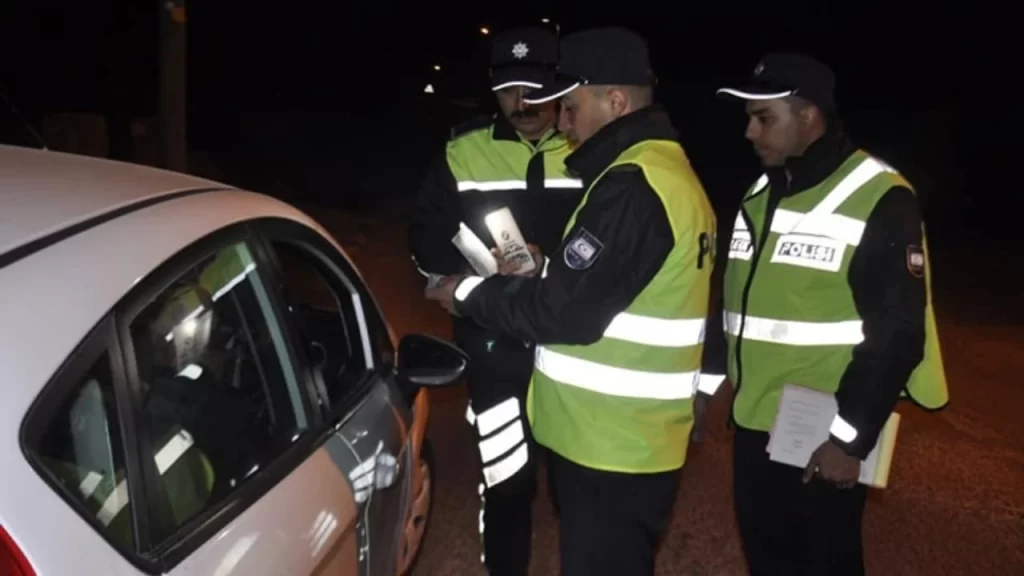 Trafik denetimlerinde 24 sürücünün alkollü araç kullandığını tespit edildi