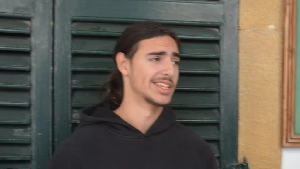 Park yeri anlaşmazlığı nedeniyle tartıştığı kişinin burnunu kırdı