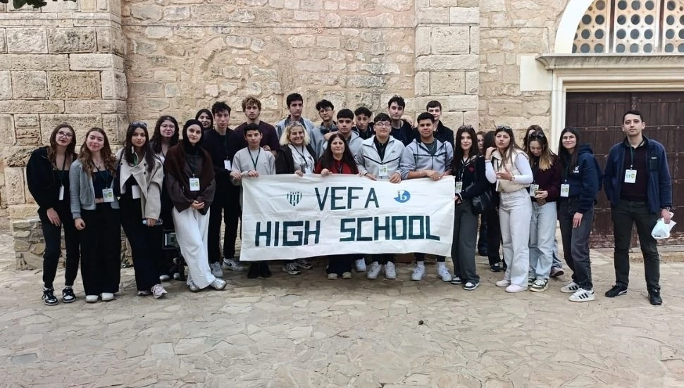 Kardeş Okul Projesi kapsamında Namık Kemal Lisesi, İstanbul Vefa Lisesi öğrencilerini ağırlıyor