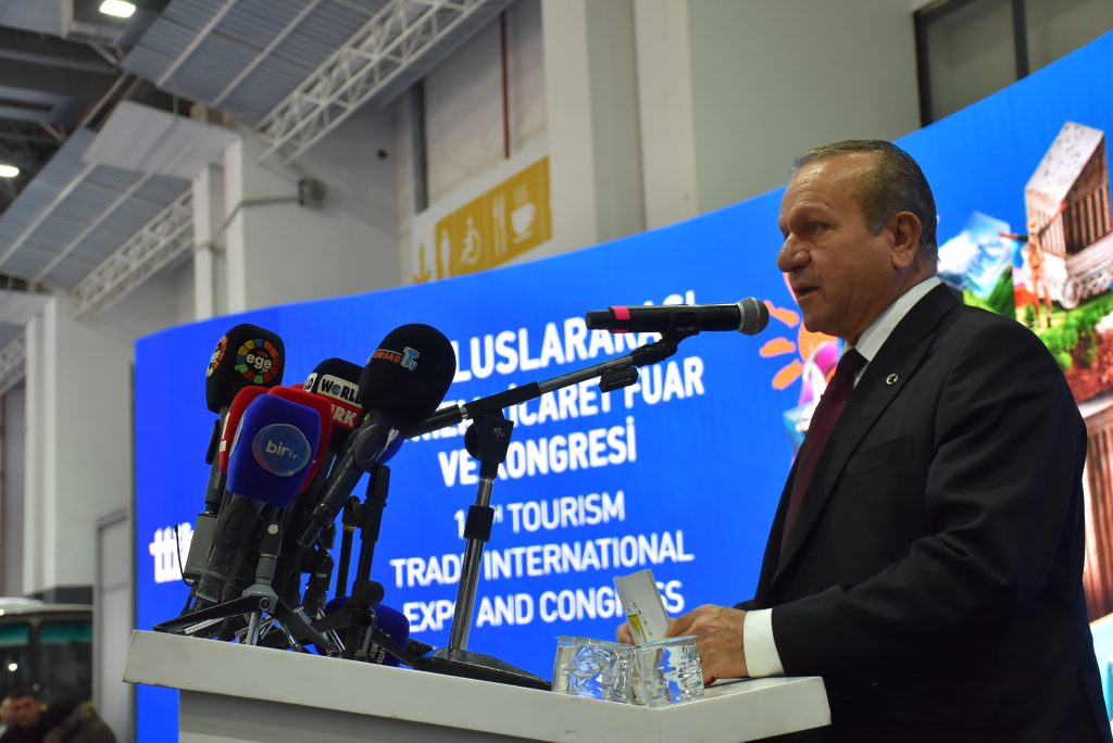 Ataoğlu, Travel Turkey İzmir Uluslararası Turizm Ticaret Fuar ve Kongresine katıldı