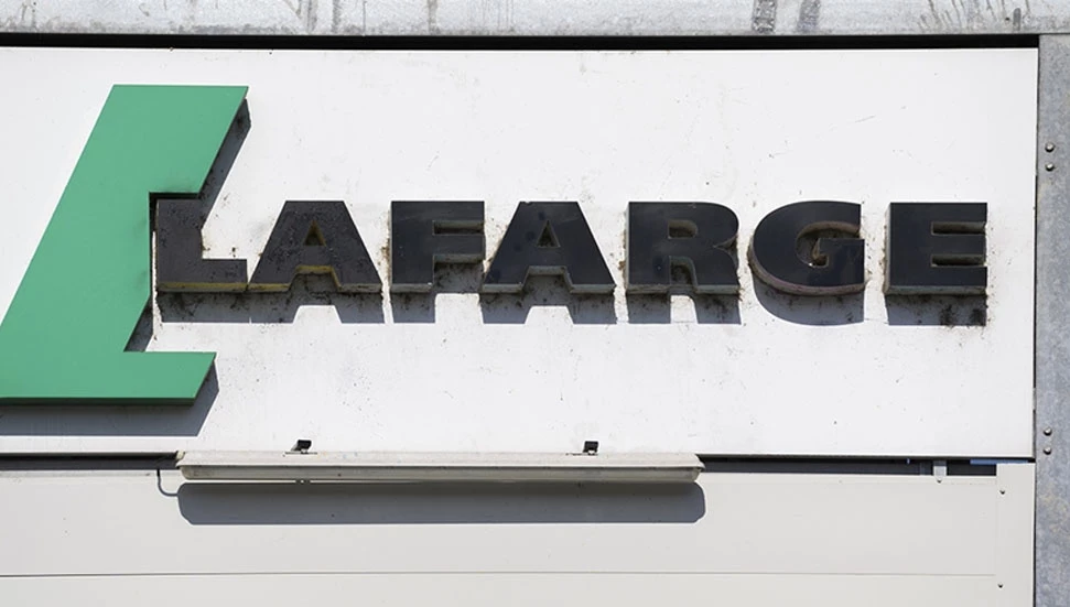 Lafarge’ın eski çalışanı, firmanın Suriye’deki çalışanlarının hayatını tehlikeye attığını söyledi