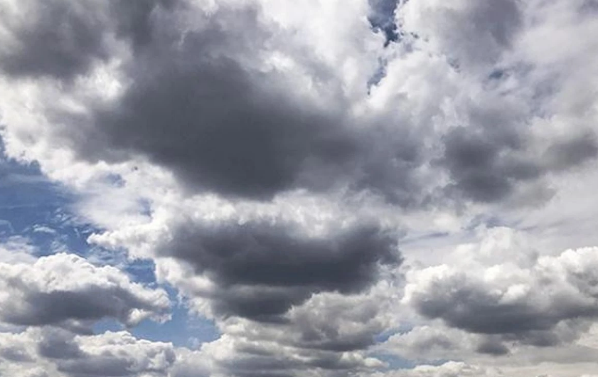 İran, bulut tohumlamada kullanılacak İHA’nın yapımına başladığını duyurdu