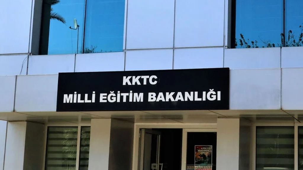 Sel felaketine rağmen eğitime devam!