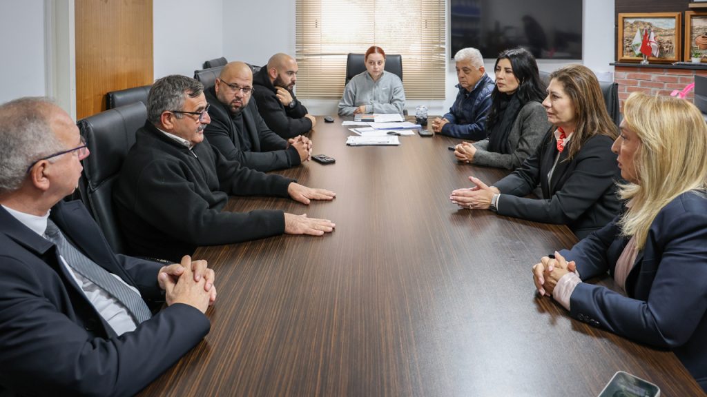 CTP Genel Başkanı İncirli, Girne ve Dikmen belediyelerini ziyaret etti