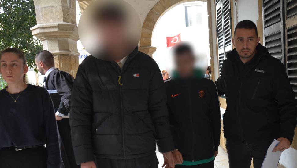 Uyuşturucu zanlılarından biri serbest, diğeri cezaevine gönderildi