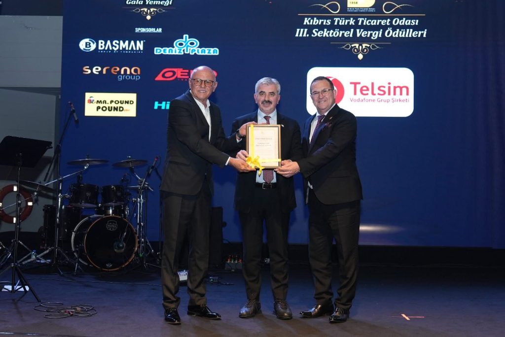 Telsim elektronik haberleşme hizmetleri sektöründe 3’üncü kez Vergi Onur Ödülü’ne layık görüldü