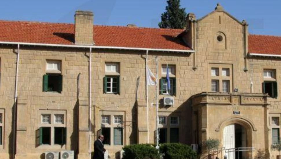 Rum Ağır Ceza Mahkemesi’nde yargılanan “ebeveynler”, çocuklarını istismar ettiklerini kabul etti