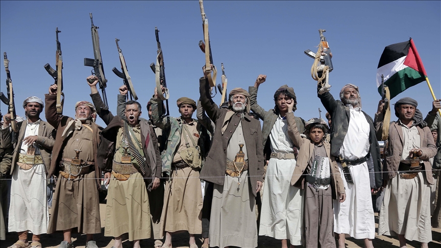 Husiler Yemen’de 10 BM personelini gözaltına aldı