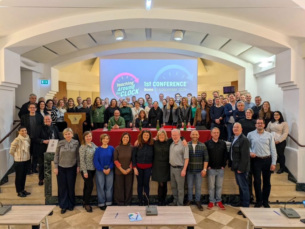 KTÖS ve KTOEÖS, Roma’da konferansa katıldı