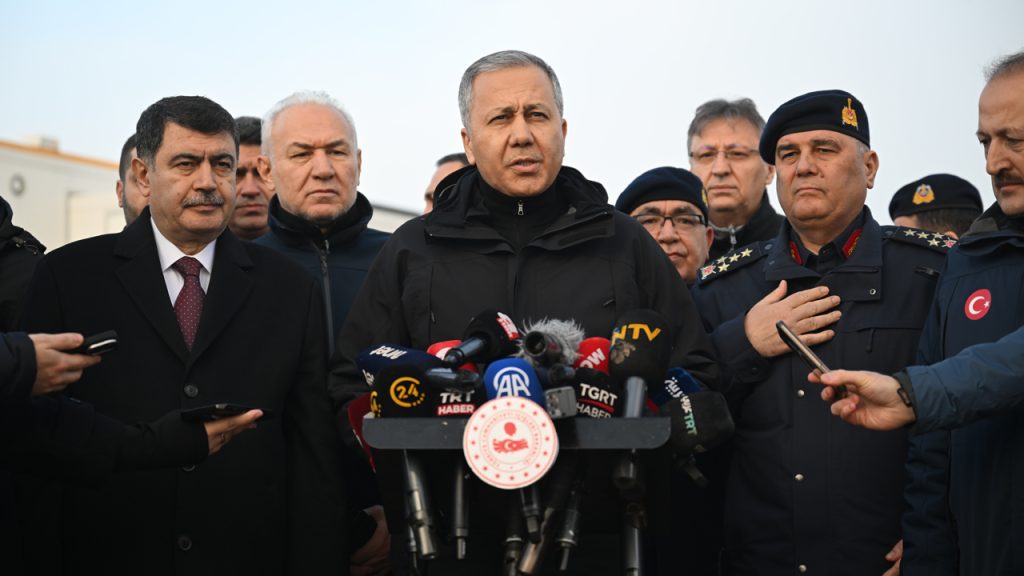 Yerlikaya açıkladı: Düşen Libya jetine ait kara kutu ve ses kayıt cihazı bulundu