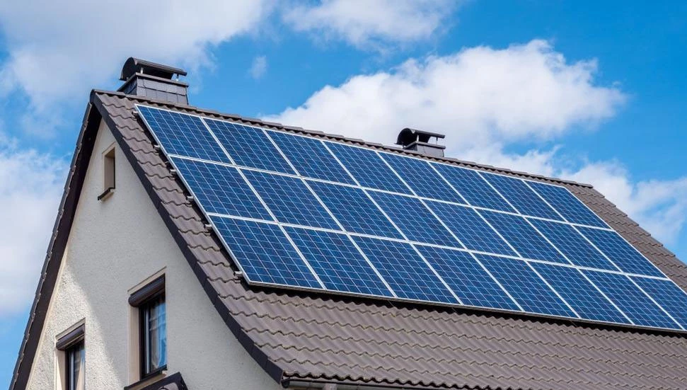 Güney Kıbrıs’ta her 6 evden birinde güneş paneli var: 81 bin ev yararlanıyor