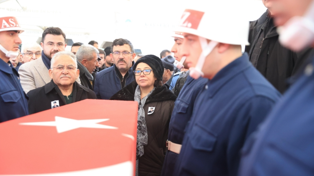 Kendisini enkazdan çıkaran Kıbrıs gazisine 51 yıllık vefa