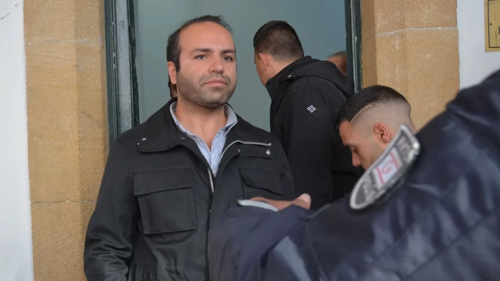 “Borcunu Ödemezsen Sonuçlarına Katlanırsın” Diyerek İş Yeri Sahibini Tehdit Etti