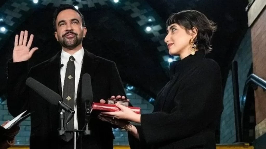 New York’un ilk Müslüman Belediye Başkanı Zohran Mamdani, yemin ederek görevine başladı